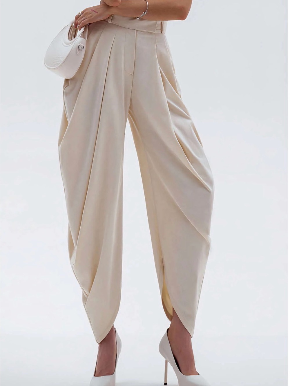 Micas NWT Ruched Trousers